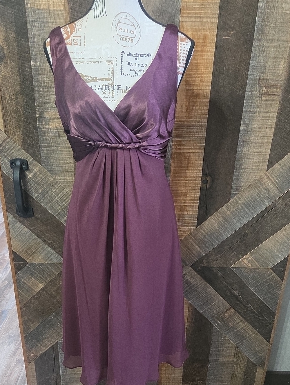 Jones New York Satin-Trim Plum Midi Dress